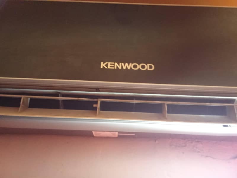 split AC 0