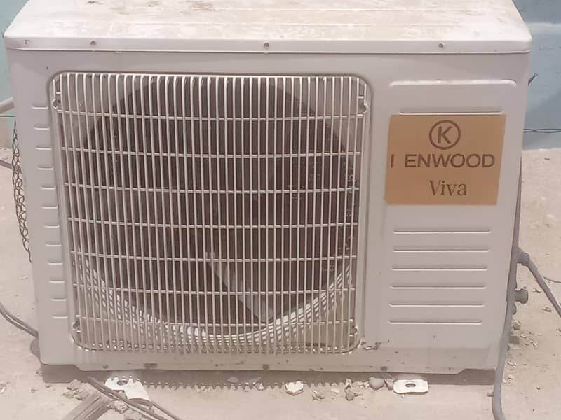 split AC 1