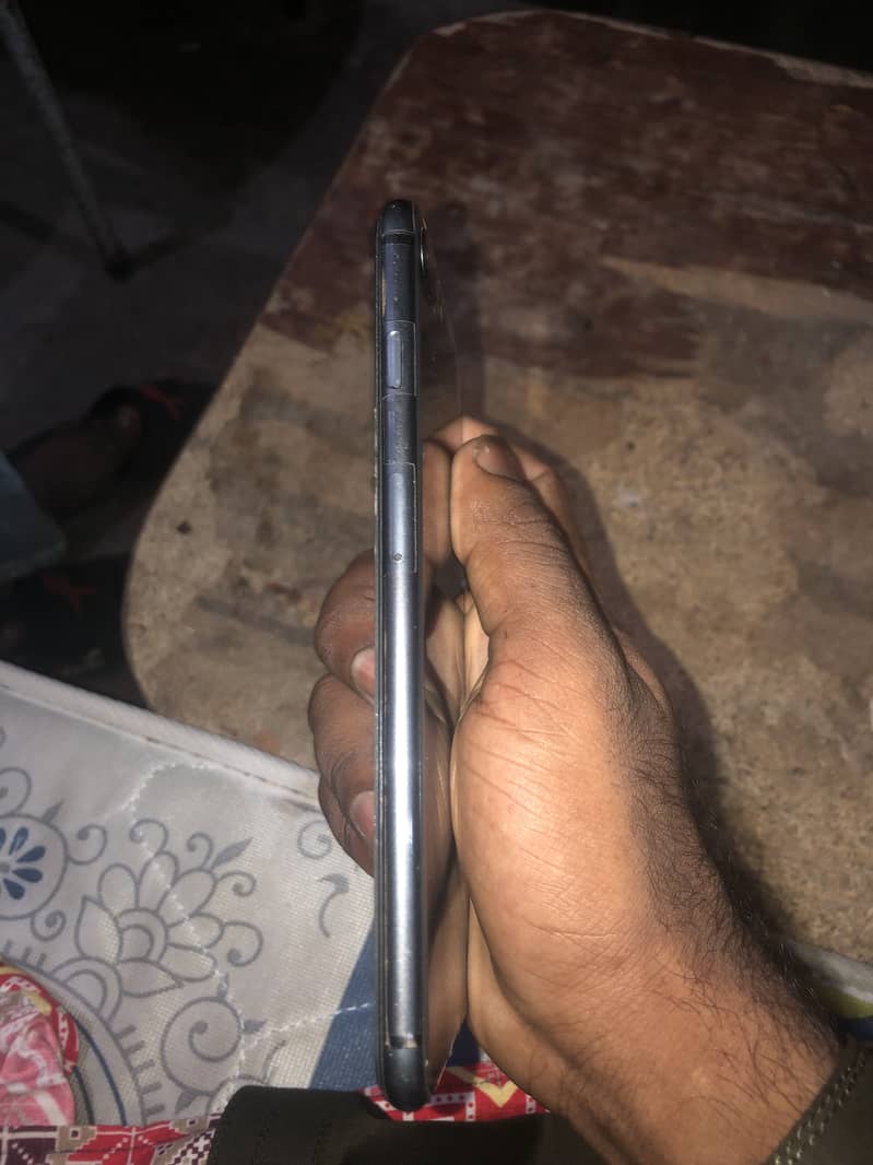 iPhone 8 Plus 4