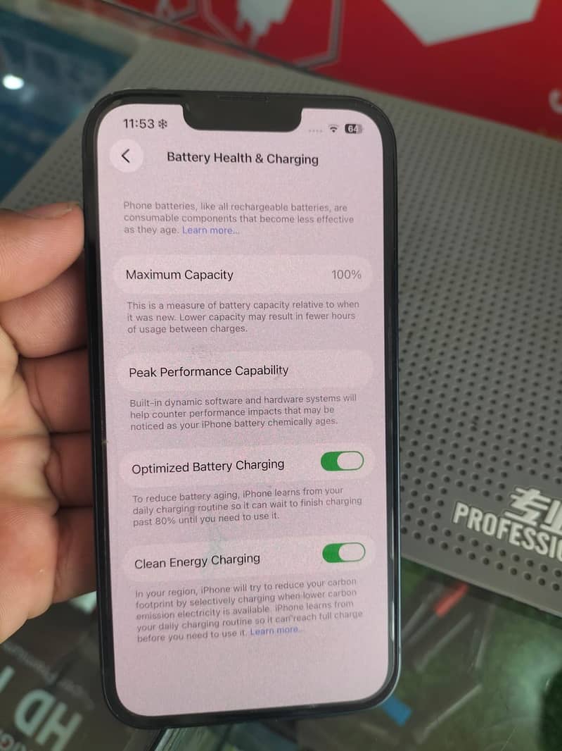 Apple iPhone 13 2