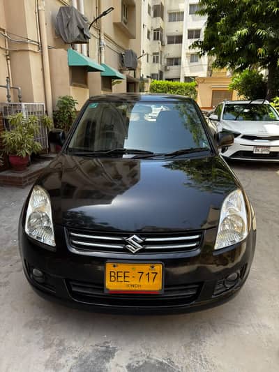 Suzuki Swift DLX Automatic 1.3 2015