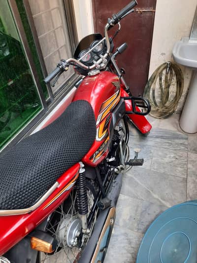 Honda prider