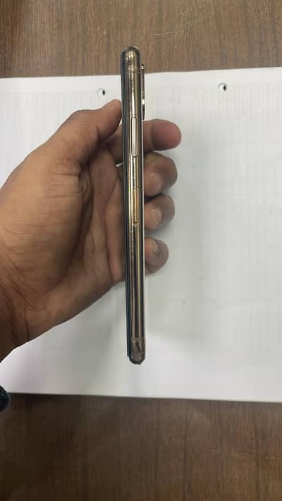 Apple iPhone XS