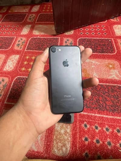 Apple iPhone 7