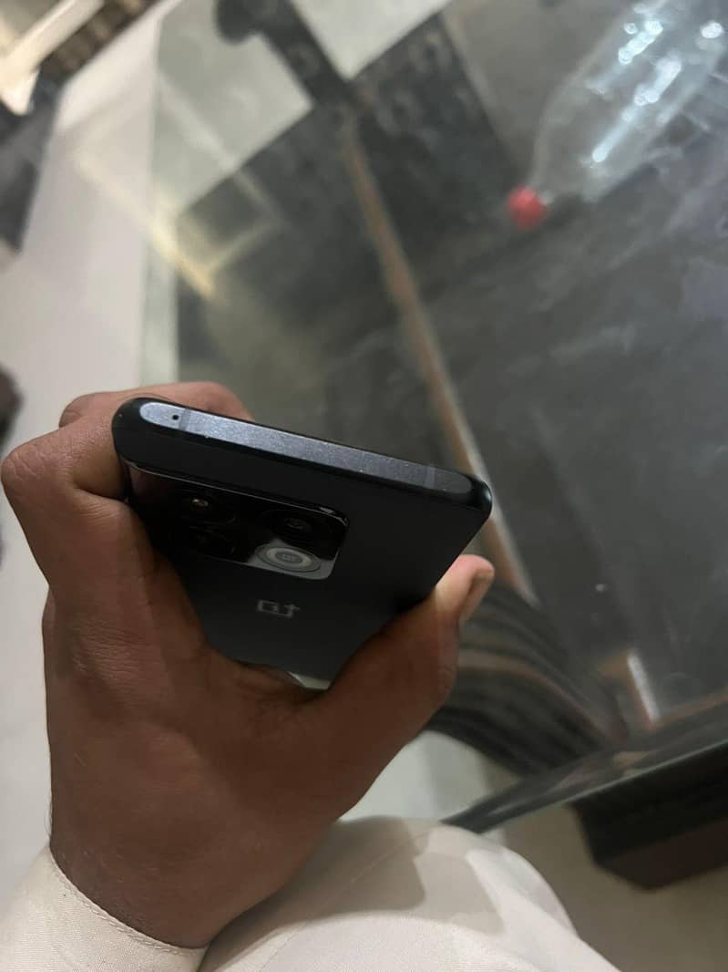 One Plus 10 Pro 3