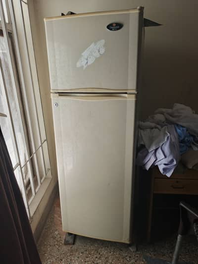 Dawlance 8 cubic-ft Refrigerator 2 door