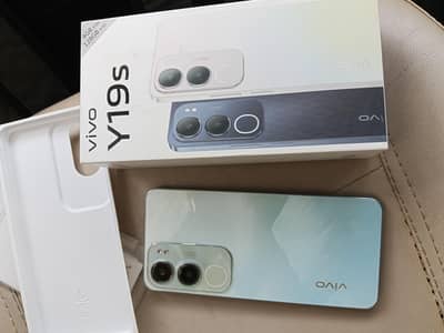 Vivo y19s 4/128 Larkana