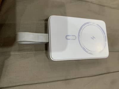 Wireless power bank 10k mah