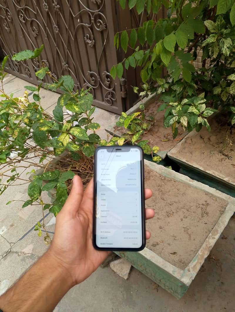 iphone 11 4