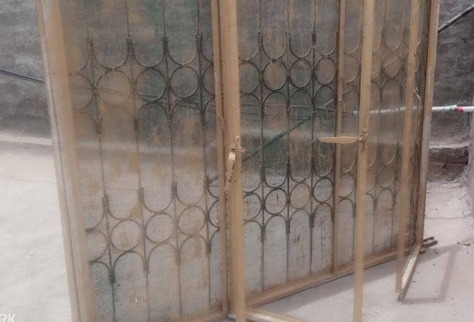 window(iron) 0