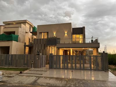 1 Kanal Beautiful Designer House For Sale