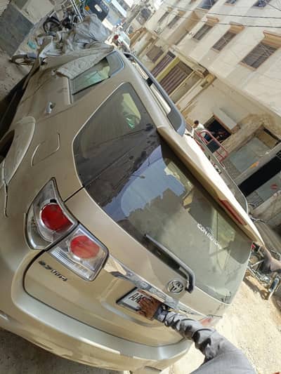 Toyota Fortuner 2013