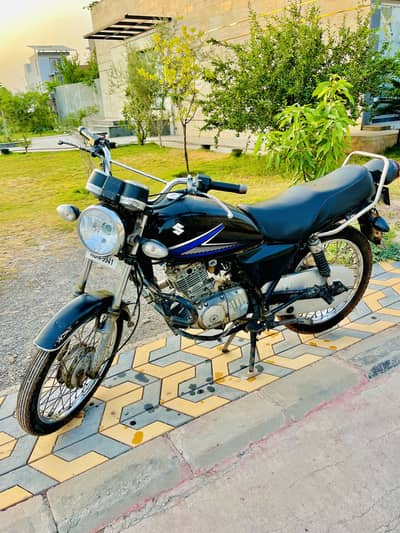 Suzuki GS 125  2008 model urgent sale