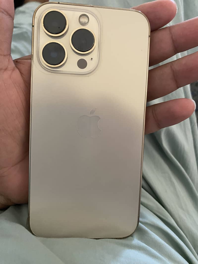 Apple iPhone 13 Pro 3
