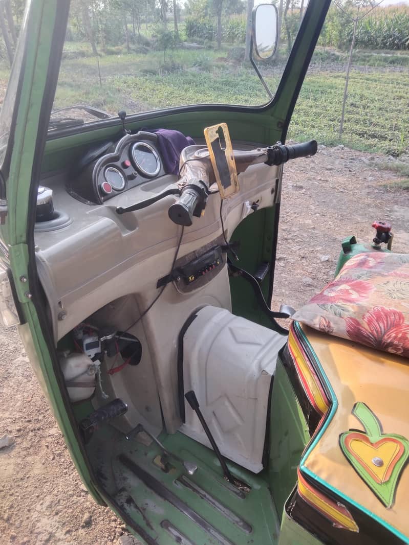 Auto Rickshaw 2