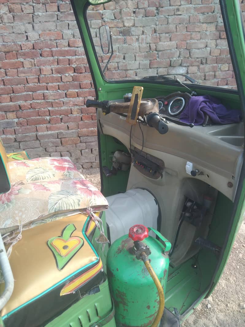 Auto Rickshaw 4