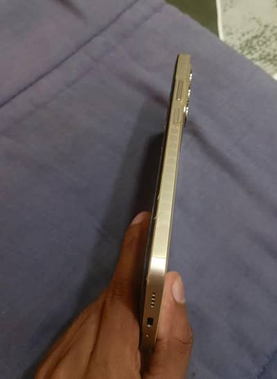 Realme C75