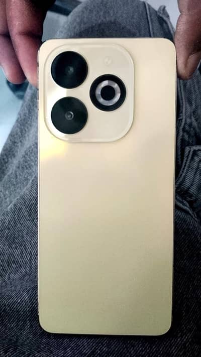 Infinix Smart 8 Pro