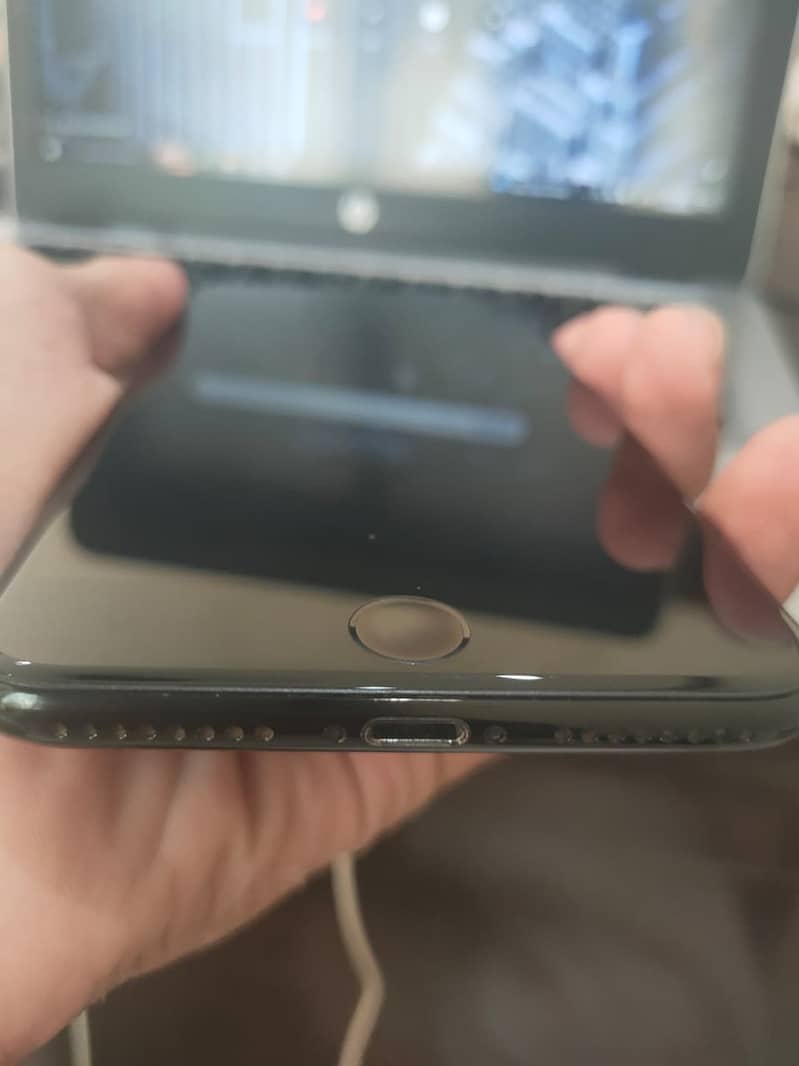 iPhone 7 Plus Orginal 2