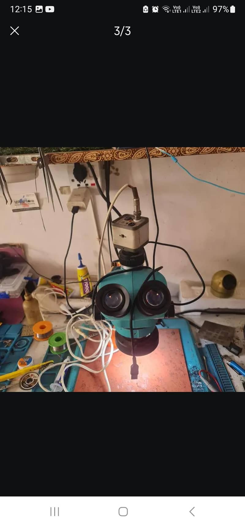 Microscope With Camera . 1