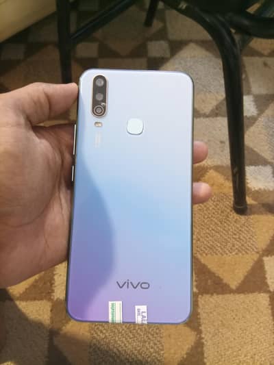 Vivo Y17 8GB / 256GB