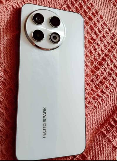 Tecno Spark 30 pro