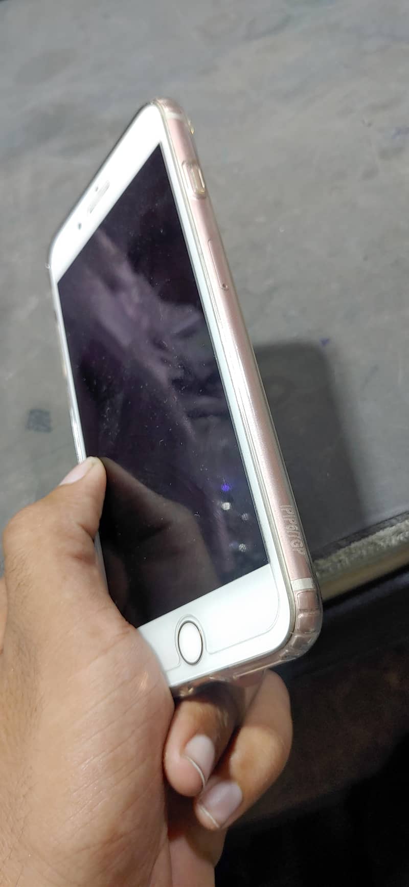 Apple iPhone 7 Plus 2