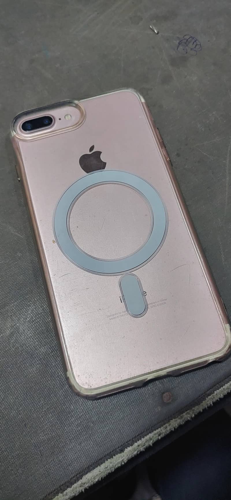 Apple iPhone 7 Plus 3