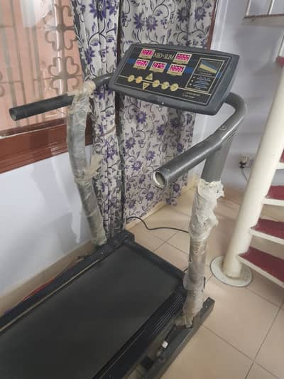 Treadmill for Sale – Excellent Condition!