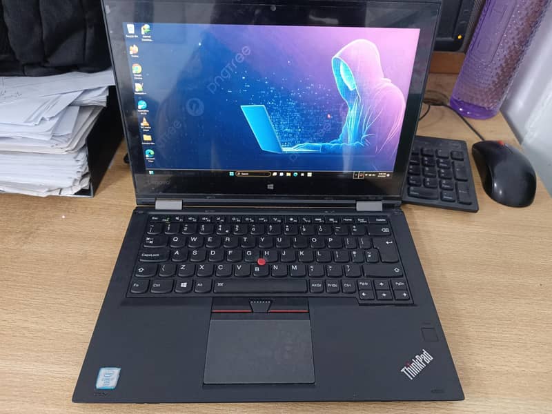 Laptop + Tab 0