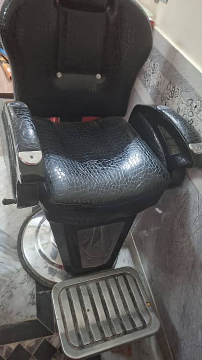salon chair