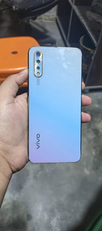 Vivo S1