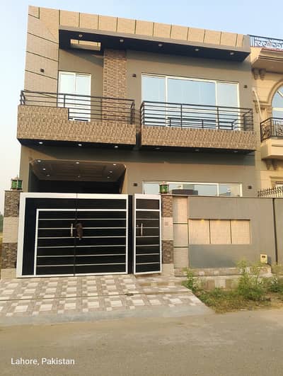 10 Marla House For Sale In Etihad Town Phase 1