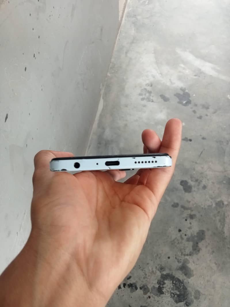 Tecno Camon 19 5