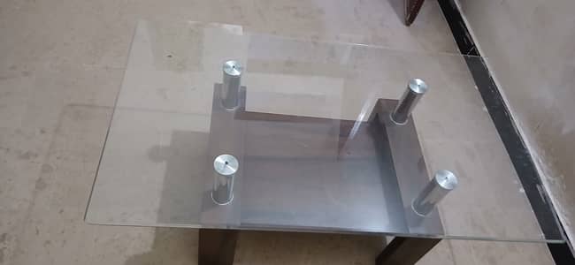Table for urgent sell