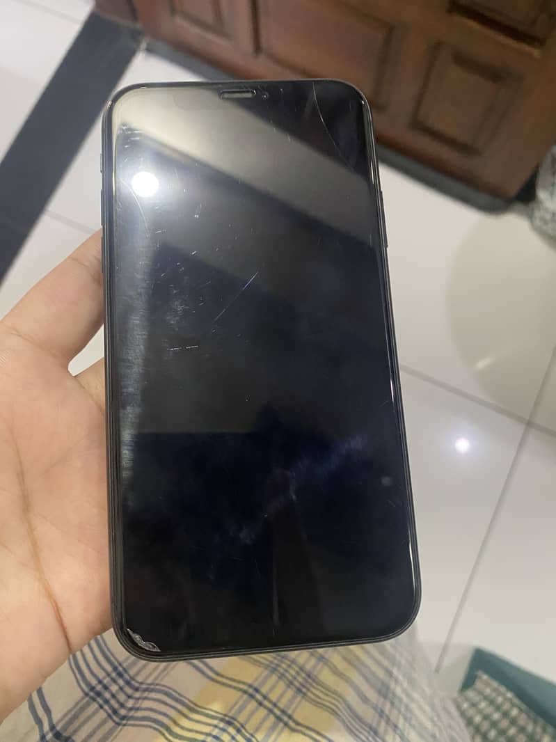 Apple iPhone 11 8