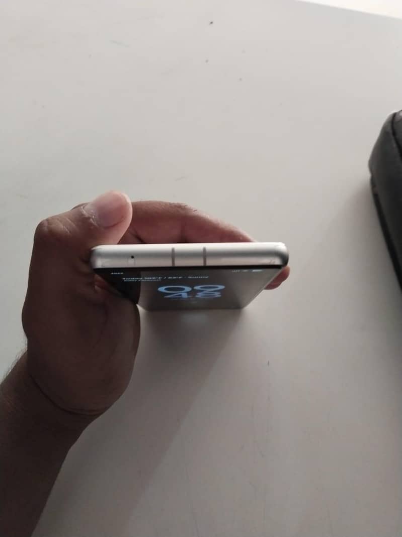 Google Pixel 7a 1