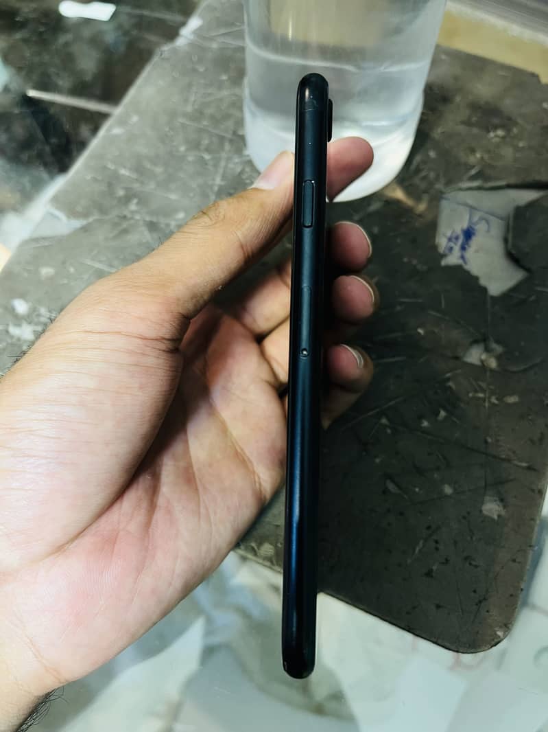 Apple iPhone SE 1