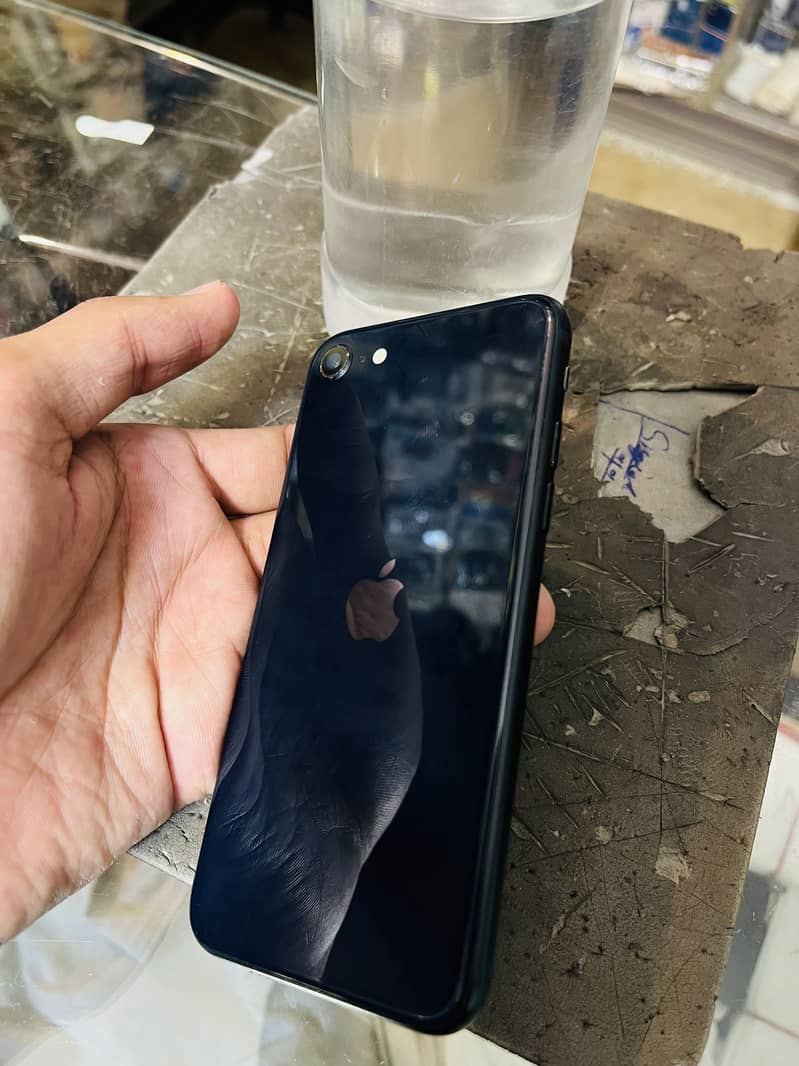 Apple iPhone SE 5