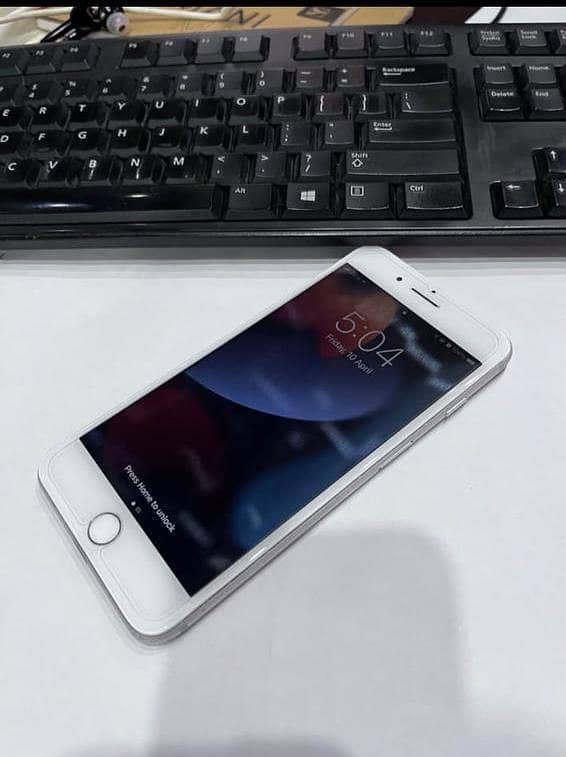 Apple iPhone 7 Plus 2
