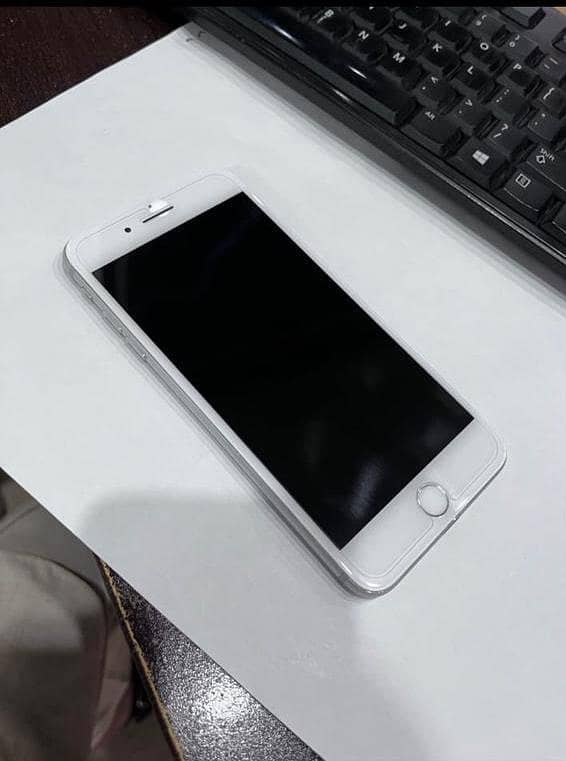 Apple iPhone 7 Plus 3