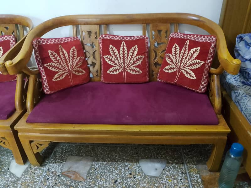 Multani sofa 0