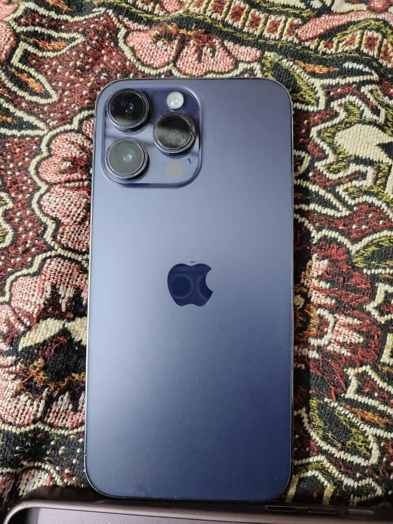 iPhone 14 pro max 2