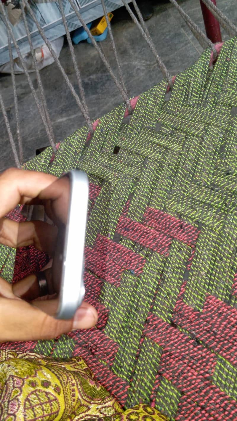 Apple iPhone 15 2