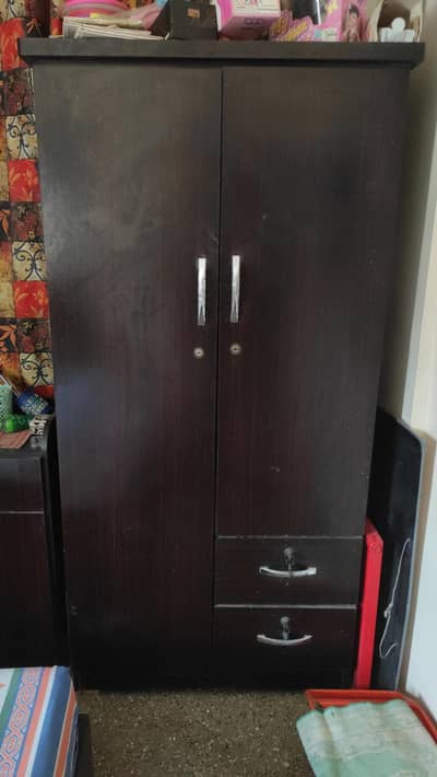 2 door wardrobe