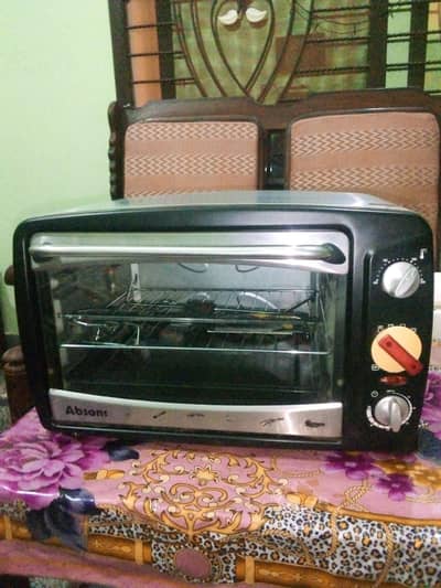 Oven Toaster Silver Steel body For sale Contact: 03059242793