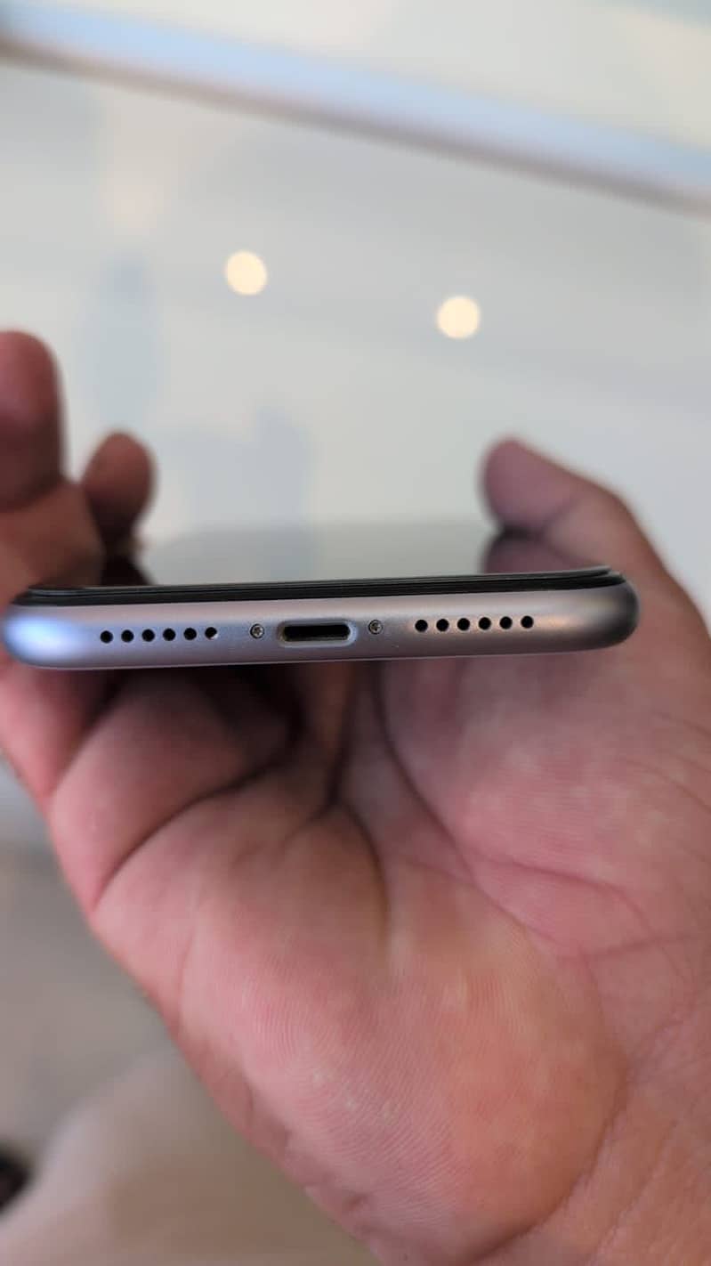Apple iPhone 11 2