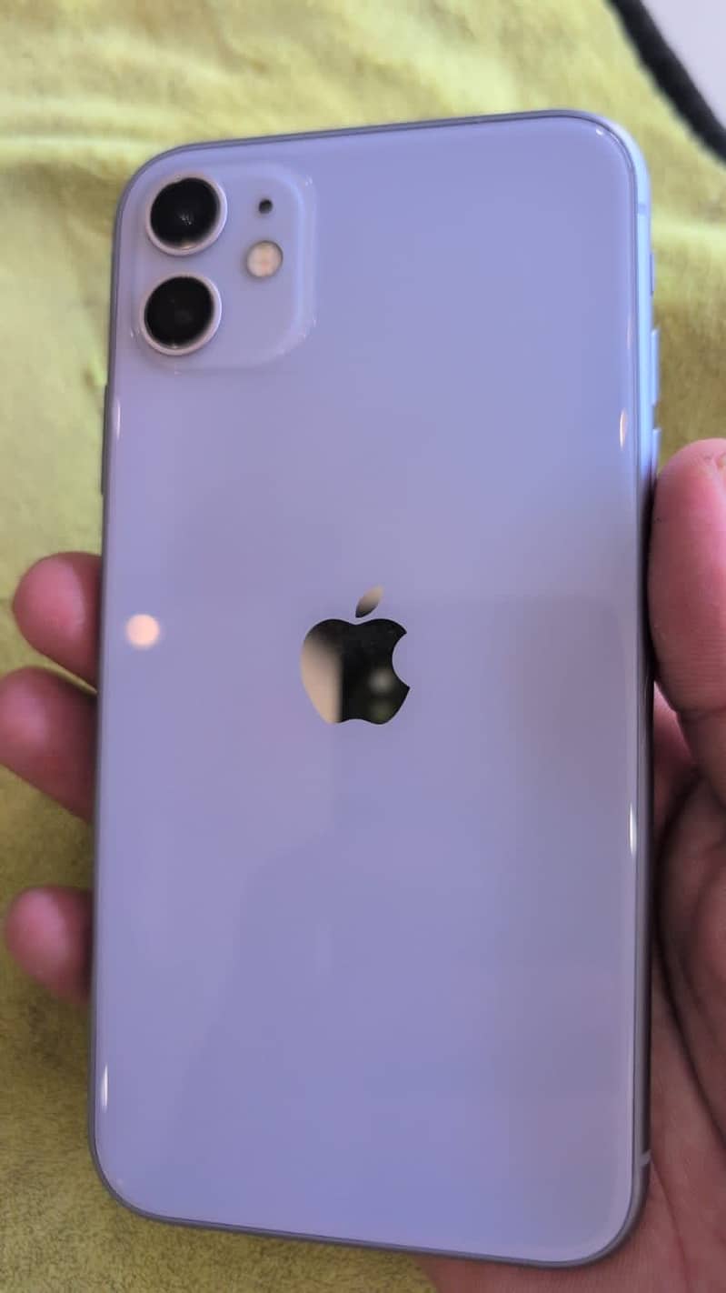 Apple iPhone 11 3