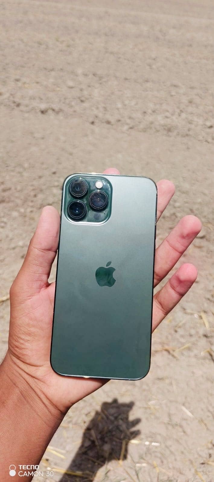 Apple iPhone 13 Pro Max 0