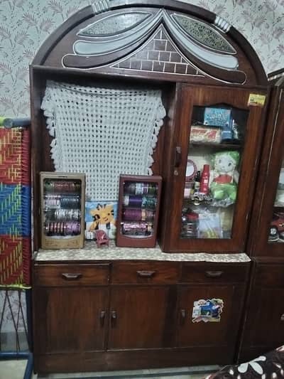 Dressing Table for sale Condition Good